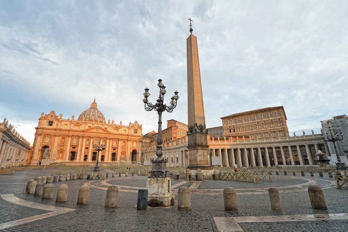 Piazza San Pietro a Roma